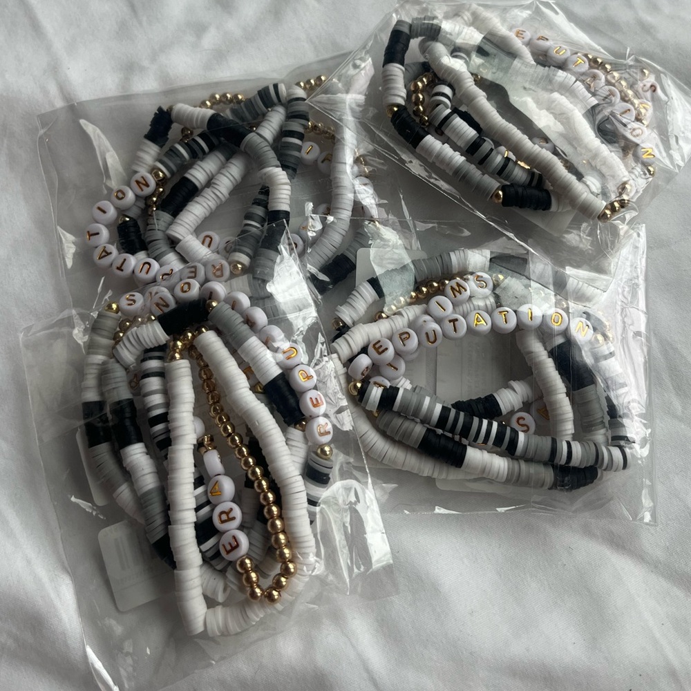 ๐5pcs Friendship Bracelet set Inspired Taylor Swift Reputation Swifties Eras - Picture 8 of 9